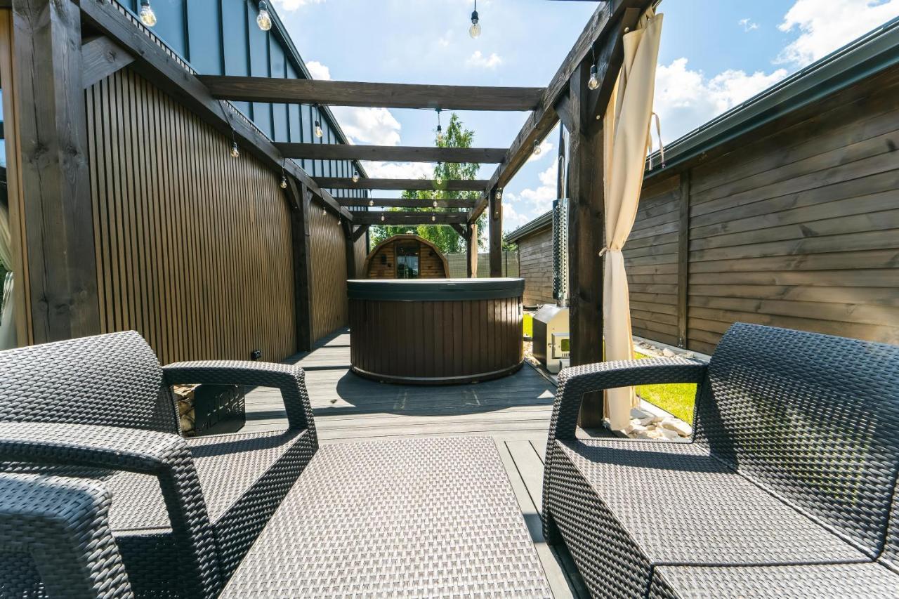 Village Resort Sauna & Jacuzzi & Netflix Tworkowa Екстериор снимка