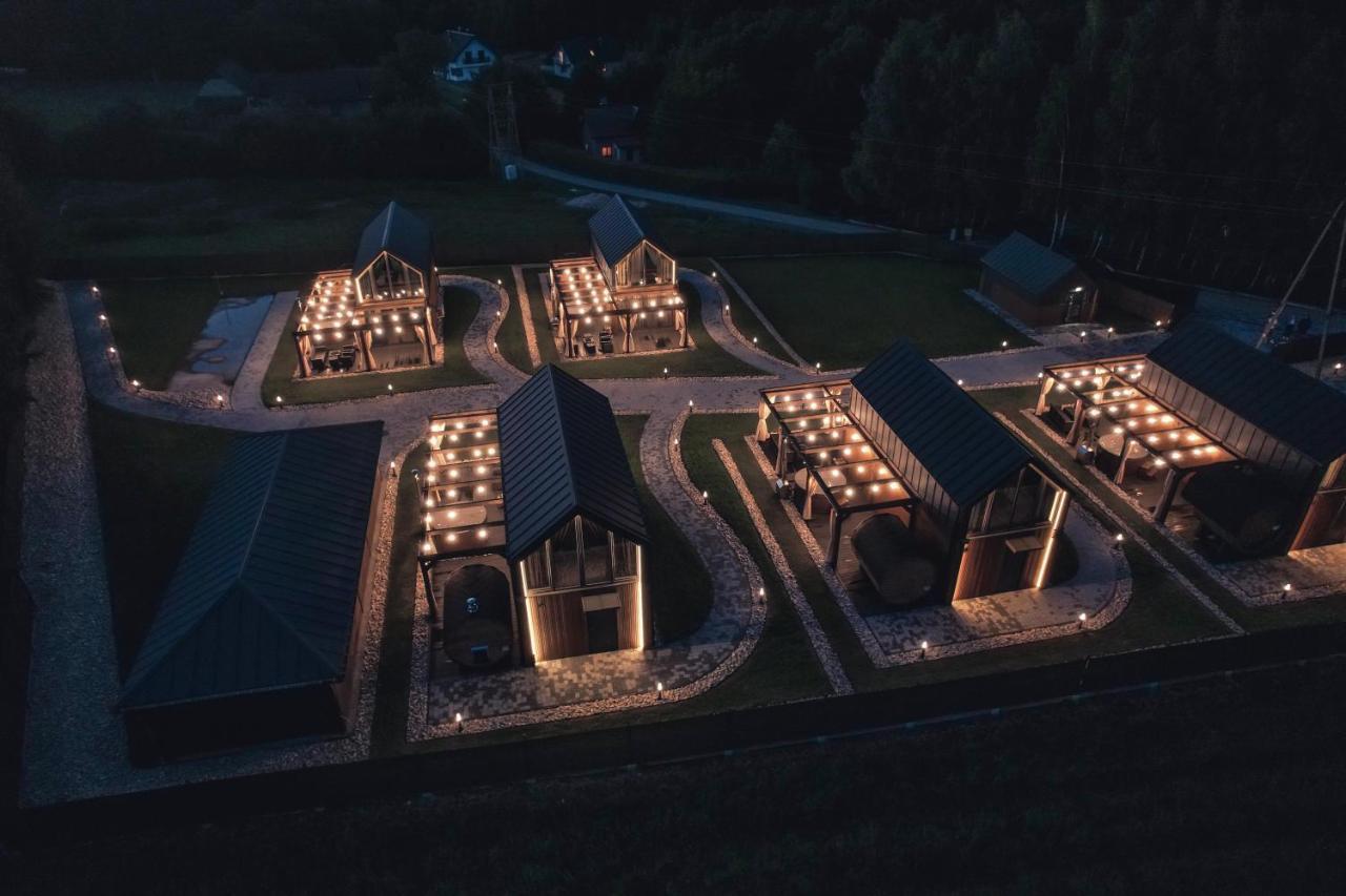 Village Resort Sauna & Jacuzzi & Netflix Tworkowa Екстериор снимка