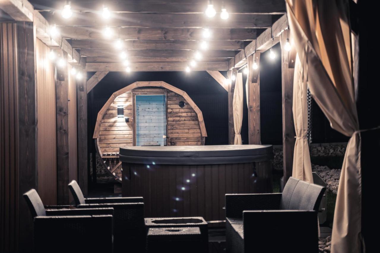 Village Resort Sauna & Jacuzzi & Netflix Tworkowa Екстериор снимка