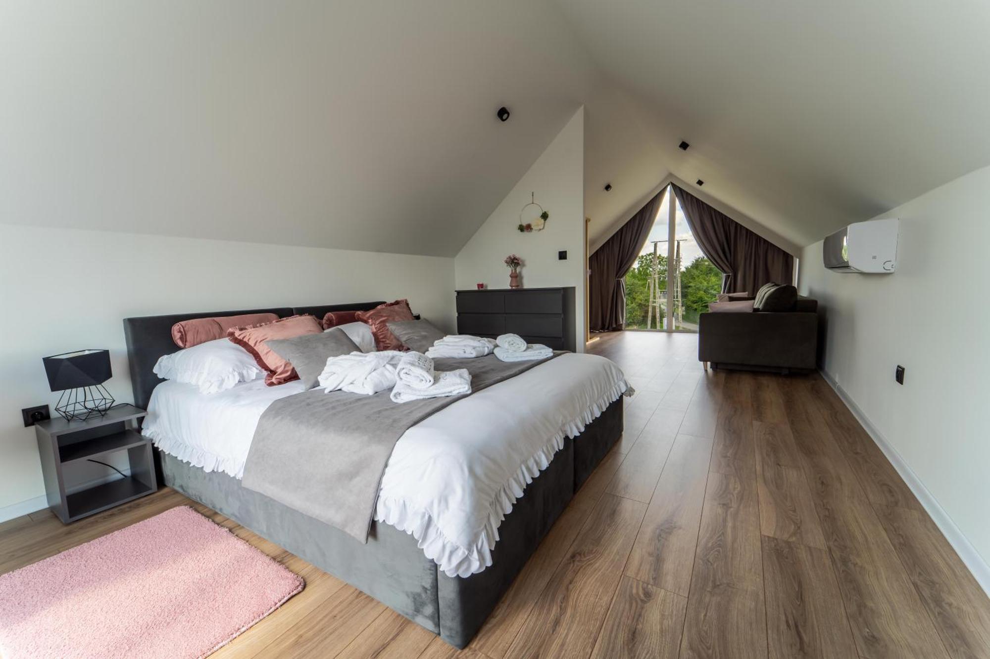 Village Resort Sauna & Jacuzzi & Netflix Tworkowa Стая снимка