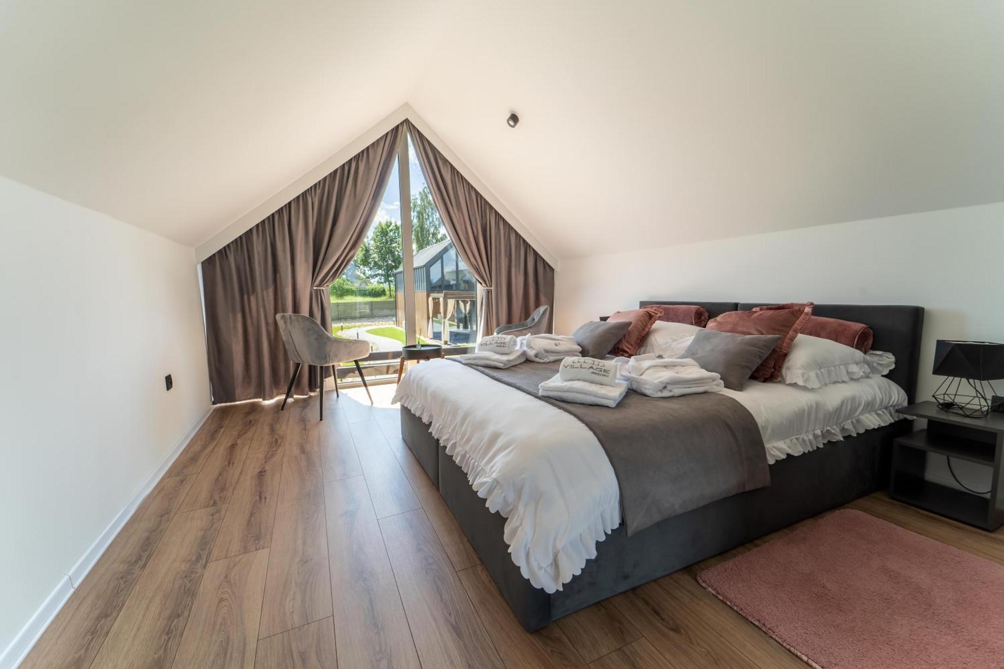 Village Resort Sauna & Jacuzzi & Netflix Tworkowa Стая снимка